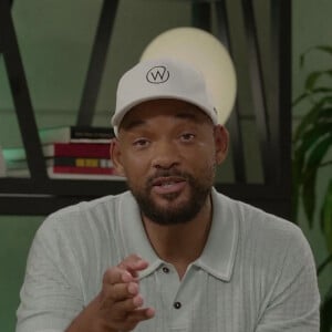 Will Smith s'excuse publiquement d'avoir giflé Chris Rock aux Oscars, en déclarant "Chris, je vous présente mes excuses", a déclaré Smith. "Mon comportement était inacceptable, et je suis là chaque fois que vous êtes prêt à parler. Je veux m'excuser auprès de la mère de Chris...Je ne savais tout simplement pas, je ne pensais pas, mais combien de personnes ont été blessées à ce moment-là. Je veux donc m'excuser auprès de la mère de Chris. Je veux m'excuser auprès de la famille de Chris, en particulier Tony Rock. Vous savez , nous avions une excellente relation...et c'est probablement irréparable". J'ai passé les trois derniers mois à comprendre les nuances et les complexités de ce qui s'est passé à ce moment-là, et je ne vais pas essayer de déballer tout cela maintenant, mais je peux vous dire à tous qu'il n'y a pas une partie de moi qui pense que c'était la bonne façon de se comporter à ce moment-là. Il n'y a aucune partie de moi qui pense que c'est la meilleure façon de gérer un sentiment d'irrespect ou des insultes". Los Angeles. Le 29 juillet 2022. 