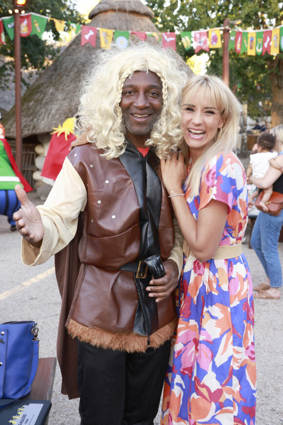 Exclusif - Kamini Zantoko, Élodie Gossuin (Miss France 2001) lors de l'opération "L'été gaulois fait son grand retour au Parc Astérix" à Plailly le 8 juillet 2022. © Christophe Aubert via Bestimage 