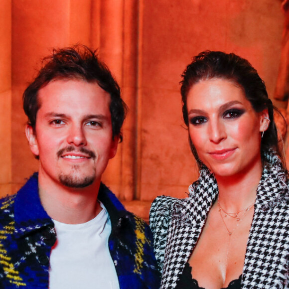 Exclusif - Juan Arbelaez et sa femme Laury Thilleman - People au défilé Etam Live Show 2021 à l'Opéra Garnier à Paris le 4 octobre 2021. © Cyril Moreau / Rachid Bellak / Bestimage 