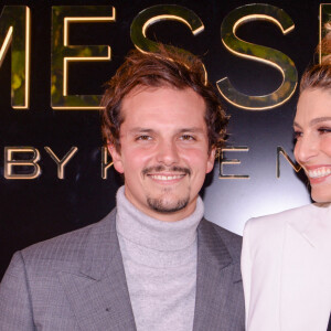 Juan Arbelaez et sa femme Laury Thilleman lors de la soirée de présentation de la collection Messika by Kate Moss à l'hôtel Ritz à Paris le 3 octobre 2021. © Rachid Bellak / Bestimage 