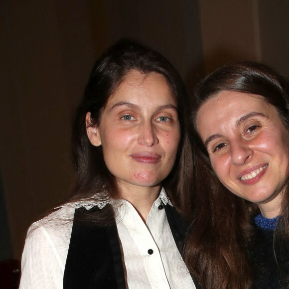 Laetitia Casta et sa partenaire, la pianiste Isil Bengi lors de la générale de la pièce "Clara Haskil, prélude et fugue" au théâtre du Rond Point à Paris, France, le 5 janvier 2022. © Bertrand Rindoff Petroff/Bestimage 