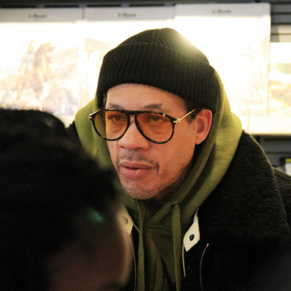 Exclusif - JoeyStarr lors du lancement de son magazine de cuisine "Five Starr" au Relay de la Gare Montparnasse à Paris. Le 9 décembre 2021