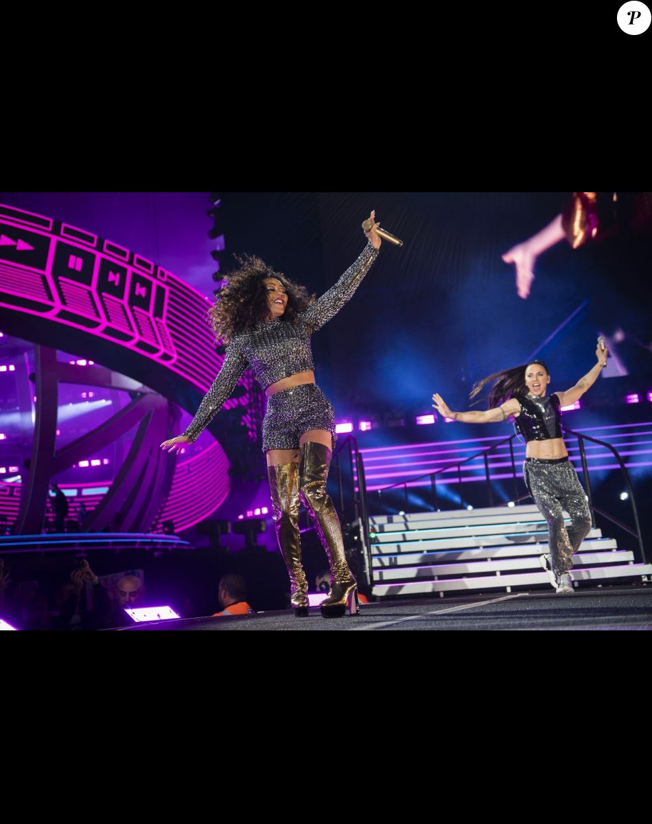 Melanie Chisholm (Mel C) et Melanie Brown (Mel B) - Les Spice Girls en concert au Stade de Wembley dans le cadre de leur tournée "Spice World UK Tour". Londres, le 20 juin 2019.