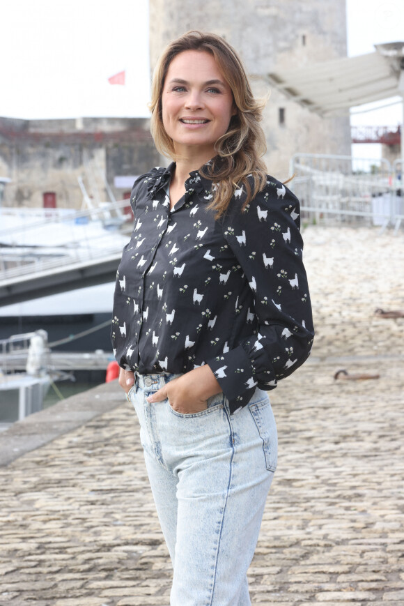 Mélanie Maudran au photocall de la série "Un si grand soleil" lors de la 23ème édition du Festival de la Fiction tv de la Rochelle 2021 le 18 septembre 2021. © Jean-Marc Lhomer / Bestimage 