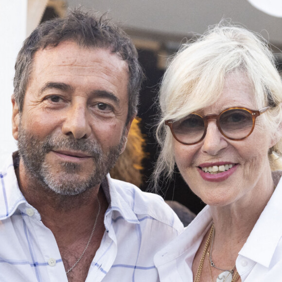 Exclusif - Sophie Davant, Bernard Montiel, Chantal Ladesou - François-Xavier Demaison a présenté son tout nouveau spectacle "Di(x)Vin(s) lors de la 38ème édition du Festival de Ramatuelle au théâtre de Verdure à Ramatuelle le 2 aout 2022. © Cyril Bruneau/ Festival de Ramatuelle/Bestimage