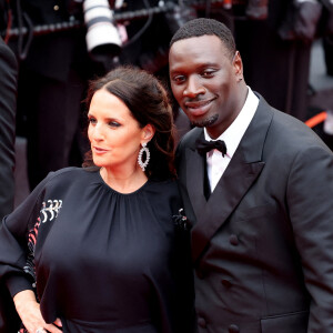 Omar Sy et sa femme Hélène - Montée des marches du film " Top Gun : Maverick " lors du 75ème Festival International du Film de Cannes. © Dominique Jacovides / Bestimage 