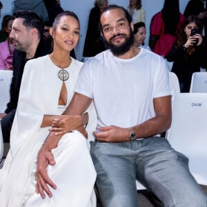 Lais Ribeiro et son fiancé Joakim Noah - People au défilé de mode automne-hiver 2022/2023 "Elie Saab" lors de la fashion week de Paris. © Olivier Borde / Bestimage 