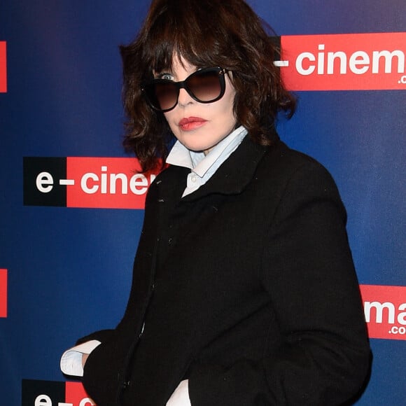 Isabelle Adjani à la soirée de lancement de "e-cinema.com". C'est une plateforme de cinéma dont l'ambition est de mettre en valeur la variété et la richesse de l'offre cinématographique en proposant un contenu entièrement inédit. Issy-les-Moulineaux, le 30 novembre 2017. © Guirec Coadic/Bestimage