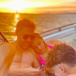 David Guetta et ses enfants se sont offert une belle journée de bateau. @ Instagram / David Guetta