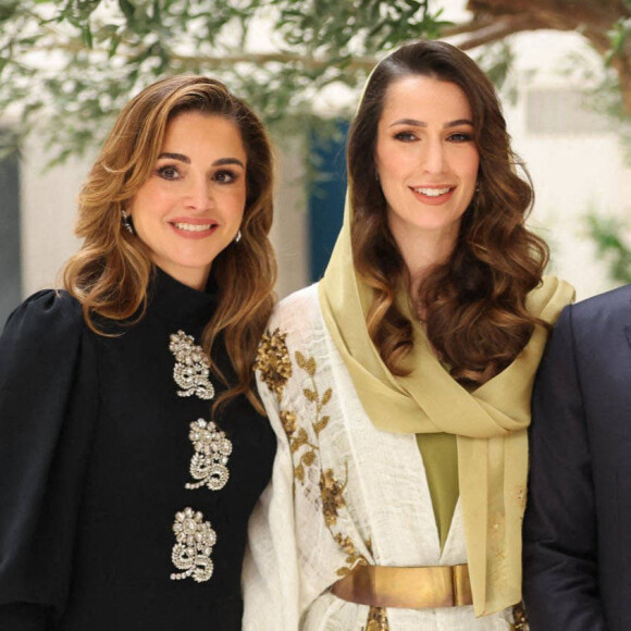 La reine Rania, Rajwa Khaled bin Musaed bin Saif bin Abdulaziz Al Saif - La famille royale de Jordanie lors de l'annonce officielle des fiançailles du prince Hussein de Jordanie à Riyad. Le 17août 2022 