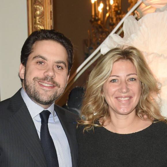 Patrick Klugman (adjoint à la maire) et Amanda Sthers - L'acteur américain James Caan reçoit la médaille Vermeil de la ville de Paris à l'hôtel de ville de Paris, France, le 6 décembre 2018. © Coadic Guirec/Bestimage 