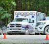 Exclusif - Une ambulance quitte le lieu du mariage de Ben et J-Lo à Riceboro, Georgie, Etats-Unis