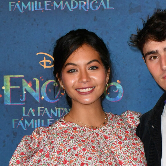 Vaimalama Chaves (Miss France 2019) et son compagnon Nicolas Fleury - Avant-première du film "Encanto" de Disney au Grand Rex à Paris le 19 novembre 2021. © Veeren/Bestimage