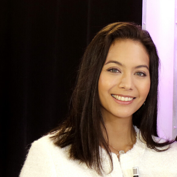 Exclusif - Vaimalama Chaves (Miss France 2019) - Enregistrement de l'émission "L'Instant de luxe" présentée par Jordan de Luxe à Paris le 8 novembre 2021. © Cédric Perrin/Bestimage 