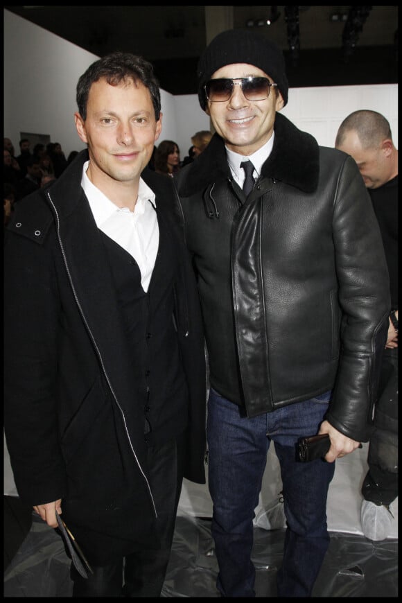 Jean-Luc Delarue et Marc-Olivier Fogiel – people au défilé Dior hommes à Paris en janvier 2012