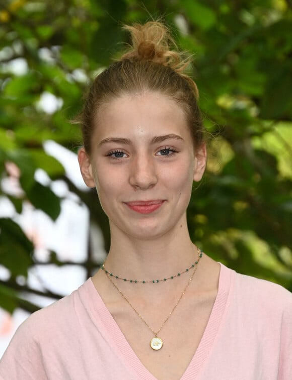 Léontine d'Oncieu au photocall du film "Une histoire d'amour" lors du 15ème festival du film francophone de Angoulême le 25 août 2022. © Coadic Guirec / Bestimage 