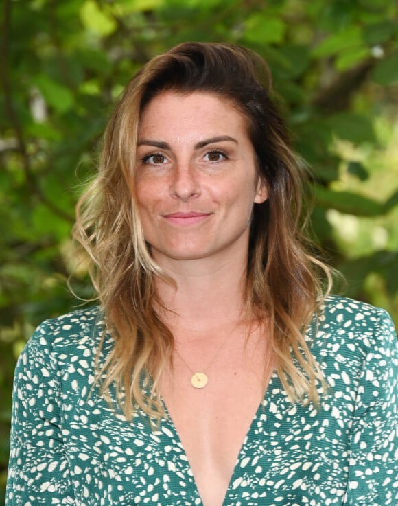 Juliette Delacroix au photocall du film "Une histoire d'amour" lors du 15ème festival du film francophone de Angoulême le 25 août 2022. © Coadic Guirec / Bestimage 