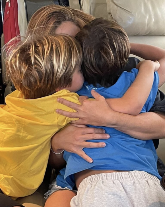 Shakira et ses fils, Milan et Sasha. Le 8 août 2022.