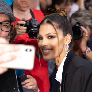 Iris Mittenaere - Arrivées à la montée des marches du film " Top Gun : Maverick " lors du 75ème Festival International du Film de Cannes. Le 18 mai 2022 © Unique Agency / Bestimage 