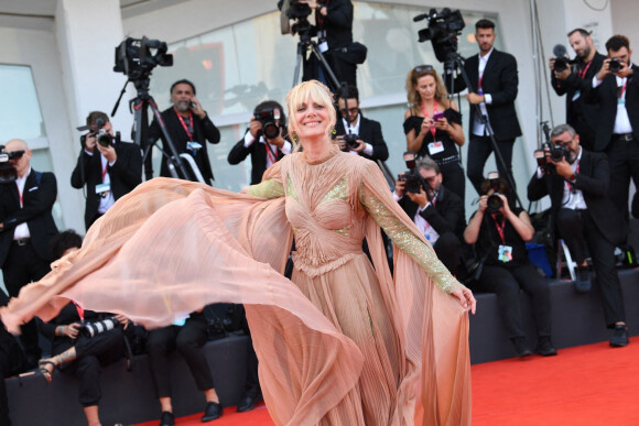 Mélanie Laurent - Soirée d'ouverture du 79e Festival international du film de Venise, La Mostra. Le 31 août 2022.