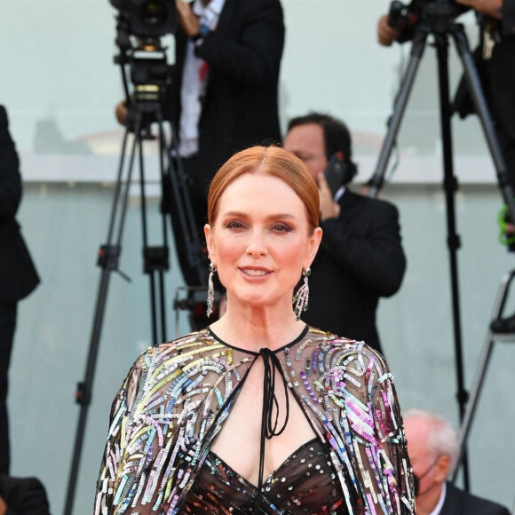 Julianne Moore - Soirée d'ouverture du 79e Festival international du film de Venise, La Mostra. Le 31 août 2022.