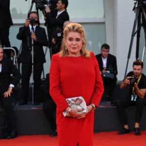 Catherine Deneuve - Soirée d'ouverture du 79e Festival international du film de Venise, La Mostra. Le 31 août 2022.