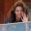 Beyoncé Knowles sur la terrasse de sa chambre d'hôtel à Rio de Janeiro le 8 février 2010