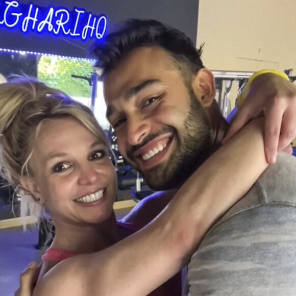 Britney Spears avec son mari Sam Asghari sur les réseaux sociaux (août 2022)