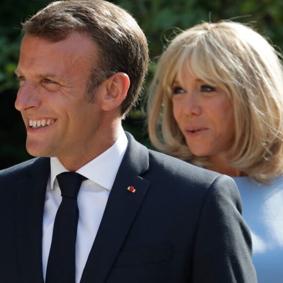 Le président de la République française Emmanuel Macron et sa femme la Première Dame Brigitte Macron - Le président de la République française reçoit le président de la fédération de Russie au fort de Brégançon, à Bormes-les-Mimosas, France, le 19 août 2019.