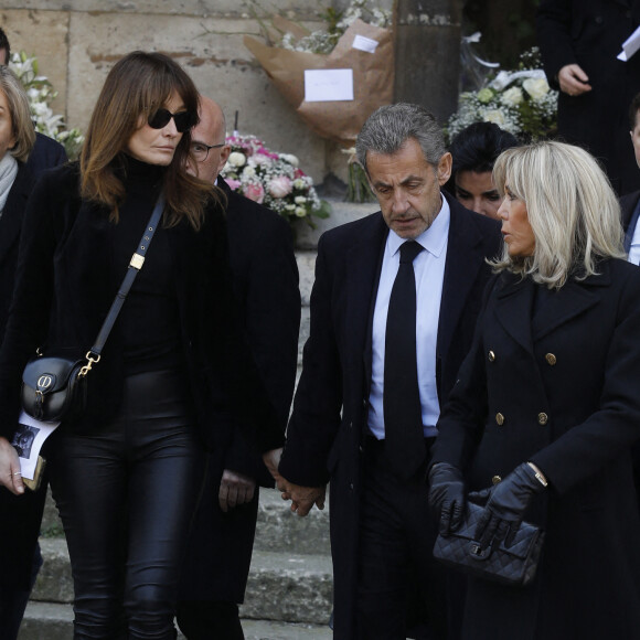 Valerie Pécresse, Carla Bruni, Nicolas Sarkozy et Brigitte Macron - Sorties des obsèques de Jean-Pierre Pernaut en la Basilique Sainte-Clotilde à Paris, France, le 9 mars 2022. © Denis Guignebourg/BestImage