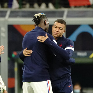 Kylian Mbappé et Paul Pogba (France) - Football: La France remporte la coupe de la Ligue des Nations en battant l'Espagne 2 buts à 1 à Milan le 10 octobre 2021. © Norbert Scanella/Panoramic/Bestimage 