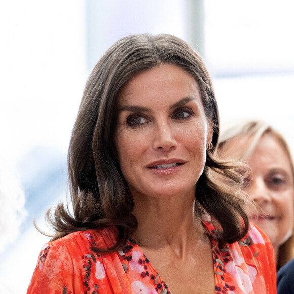 La reine Letizia d'Espagne assiste à la conférence "Tour of Cancer", organisée par l'AECC (Association espagnole contre le cancer), au Caixa Forum à Lérida le 6 septembre 2022. 