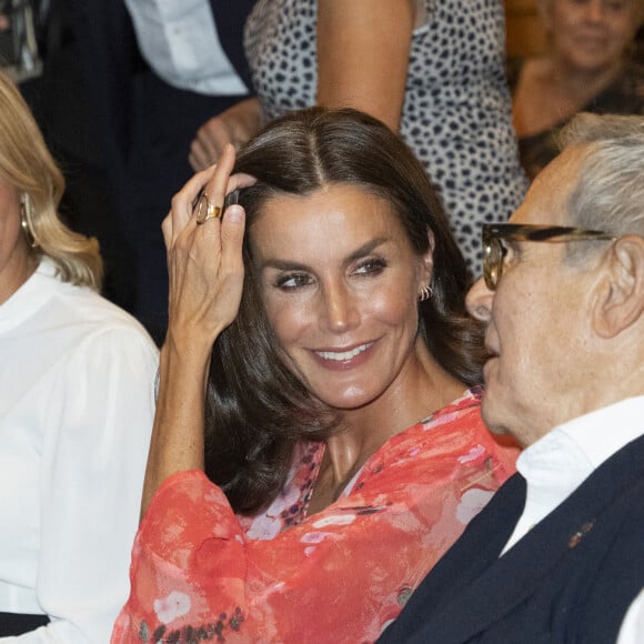 La reine Letizia d'Espagne assiste à la conférence "Tour of Cancer", organisée par l'AECC (Association espagnole contre le cancer), au Caixa Forum à Lérida le 6 septembre 2022. 