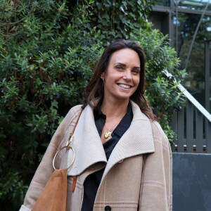 Julia Vignali - Arrivées de l'émission "Vivement Dimanche" qui sera diffusée le 17 octobre 2021 au Studio Gabriel à Paris, France, le 13 octobre 2021.