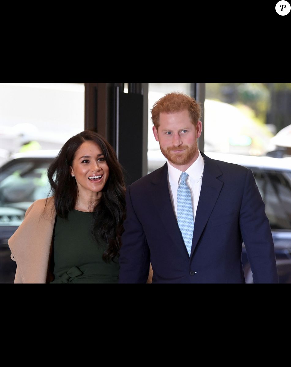 Le prince Harry, duc de Sussex, et Meghan Markle, duchesse de Sussex, arrivent à la cérémonie des WellChild Awards à Londres le 15 octobre 2019.