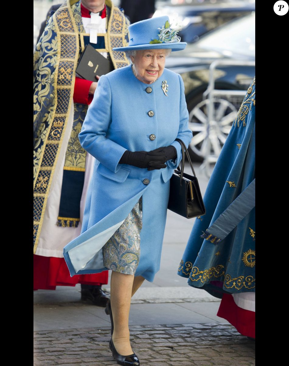 La reine Elisabeth II d'Angleterre - La famille royale d'Angleterre assiste à une messe à l'occasion de la journée du Commonwealth en l'Abbaye de Westminster à Londres, le 14 mars 2016.