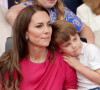 Catherine Kate Middleton, duchesse de Cambridge et le prince Louis - La famille royale regarde la grande parade qui clôture les festivités du jubilé de platine de la reine à Londres. 