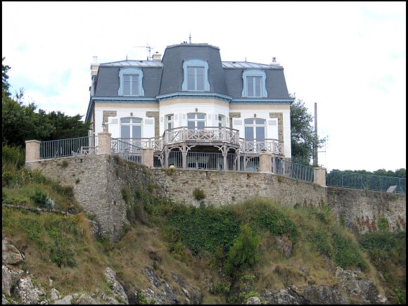 La superbe propriété de Nicolas Hulot à Saint-Lunaire en Bretagne