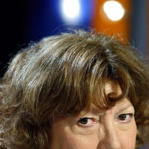 Francois Mauriac's granddaughter Anne Wiazemsky promotes her book 'Jeune FIlle' during the taping of TF1 channel TV Show 'Vol de nuit' in Paris, France, on January 11, 2007. Photo by Bernard Bisson/ABACAPRESS.COM 