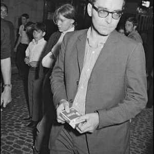 Anne Wiazemsky et Jean-Luc Godard lors de la première du film La Chinoise à Avignon en 1967