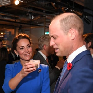 Catherine Kate Middleton et le prince William, duc et duchesse de Cambridge lors de la réception à la distillerie Clydeside à Glasgow pour les gagnants et finalistes du premier prix Earthshot en marge de la COP26 le 1er novembre 2021. 