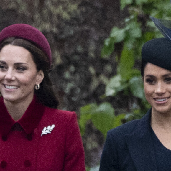 Kate Middleton et Meghan Markle - La famille royale britannique se rend à la messe de Noël à l'église Sainte-Marie-Madeleine à Sandringham, le 25 décembre 2018. 