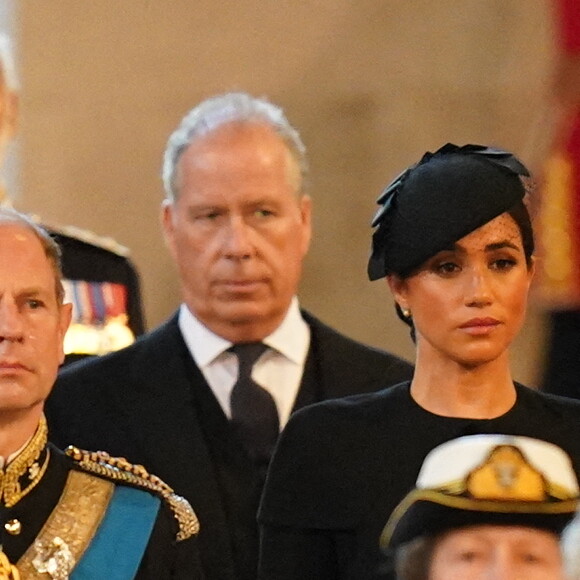 Le prince Edward, comte de Wessex, le prince de Galles William, le prince Harry, duc de Sussex, le prince Andrew, duc d'York - Intérieur - Procession cérémonielle du cercueil de la reine Elisabeth II du palais de Buckingham à Westminster Hall à Londres. Le 14 septembre 2022