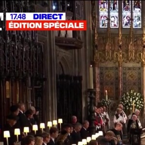 L'ultime adieu à la reine Elizabeth II, ce lundi 19 septembre 2022. Son cercueil s'enfonce dans le caveau des Windsor