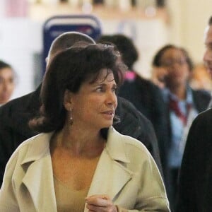 Dominique Strauss-Kahn et Anne Sinclair à l'aéroport de Charles de Gaulle pour partie en Israël. Le 17 novembre 2011.