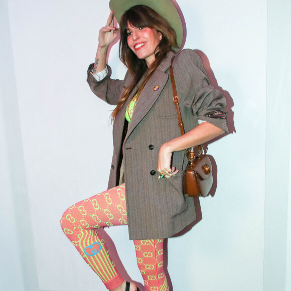 Lou Doillon (enceinte) - People au dîner de l'association AEM (Un Avenir pour les Enfants du Monde), au profit des enfants du Rwanda, au Pavillon Ledoyen à Paris. Le 24 mars 2022 © Borde-Rindoff / Bestimage 