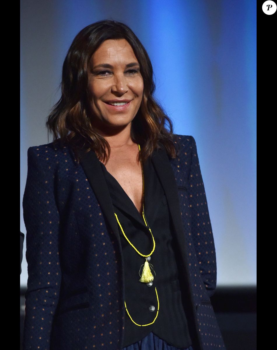 La chanteuse Zazie marraine du Téléthon 2017 - Zazie lors de la cérémonie de clôture de la 9ème édition du Festival International du Film Policier de Beaune, le 1er avril, 2017. © Giancarlo Gorassini/Bestimage