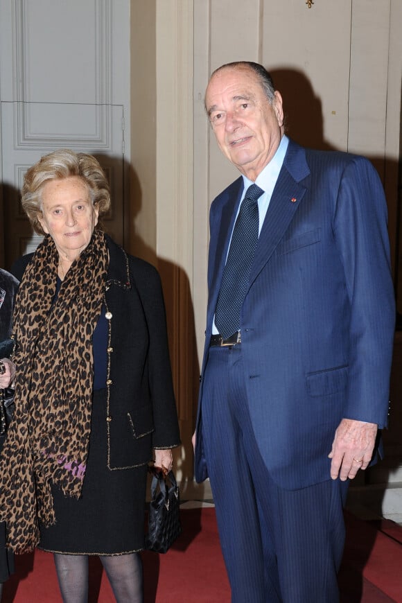 Bernadette Chirac et son mari Jacques Chirac au Sénat à Paris. Le 16 mars 2010
