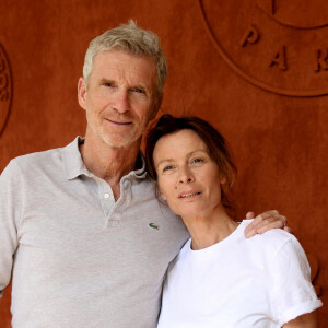 Denis Brogniart et sa femme Hortense au village (jour 9) lors des Internationaux de France de Tennis de Roland Garros 2022 à Paris, France, le 30 mai 2022. © Dominique Jacovides/Bestimage