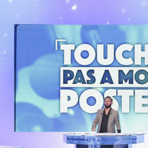 Cyril Hanouna sur le plateau de l'émission TPMP (Touche Pas à Mon Poste) présentée en direct par C.Hanouna et diffusée sur C8 à Paris le 31 août 2022 - © Jack Tribeca / Bestimage